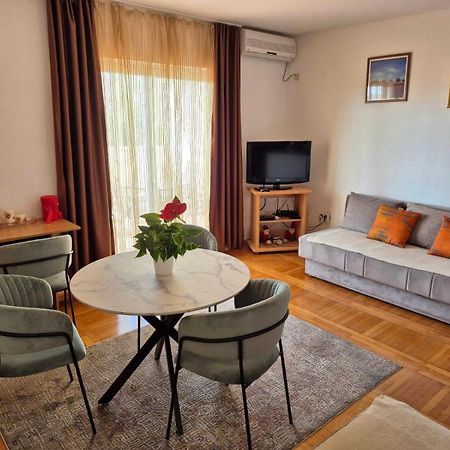One Bedroom Apartment Ljilja Sveti Stefan Extérieur photo