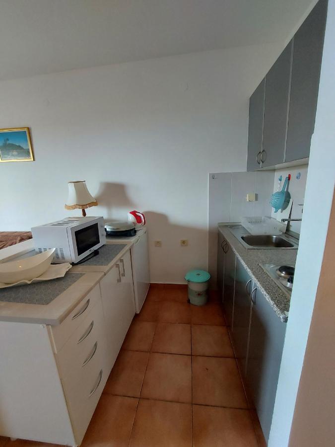 One Bedroom Apartment Ljilja Sveti Stefan Extérieur photo